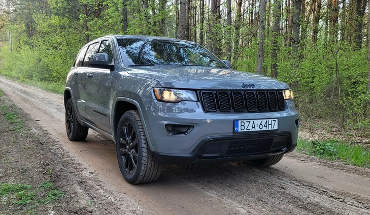 Jeep Grand Cherokee cena 131000 przebieg: 40000, rok produkcji 2021 z Obrzycko małe 379